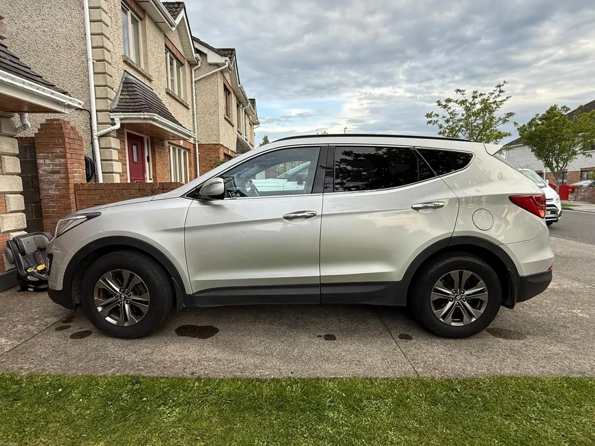 Hyundai Santa Fe 2014 - Image 3