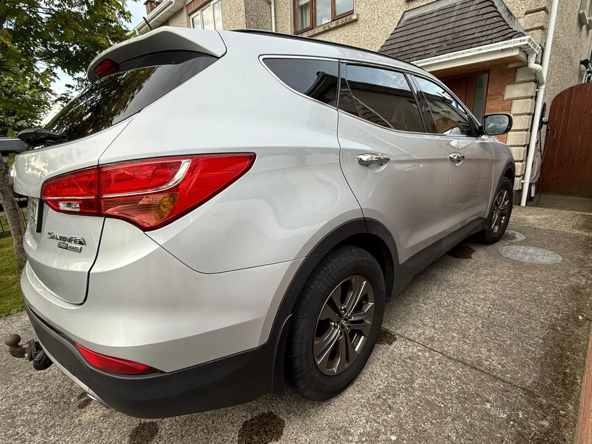 Hyundai Santa Fe 2014 - Image 5