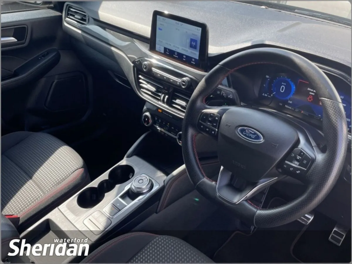 Ford Kuga 2.5 Duratec 225PS PHEV ST-Line Auto - Image 2