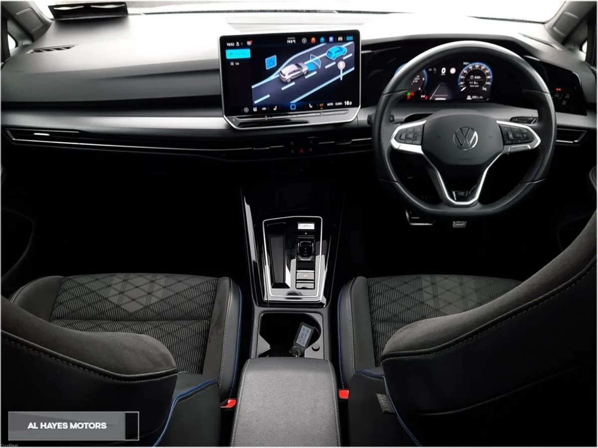 Volkswagen Golf **AUTOMATIC**SUNROOF**R-LINE 2.0 T - Image 2