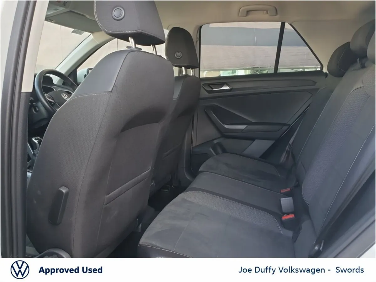 Volkswagen T-Roc 1.0 TSI 110HP Style - Image 6