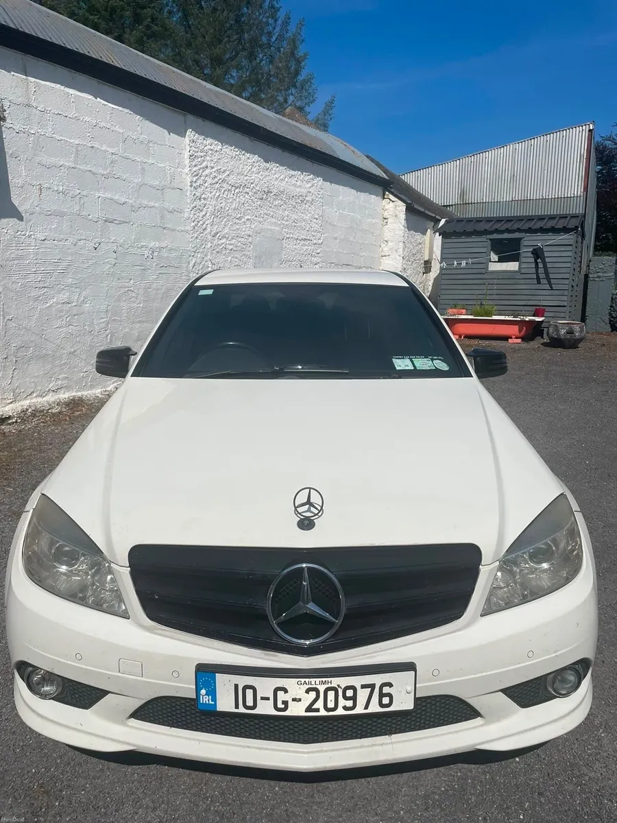 Mercedes-Benz C-Class 2010 - Image 1