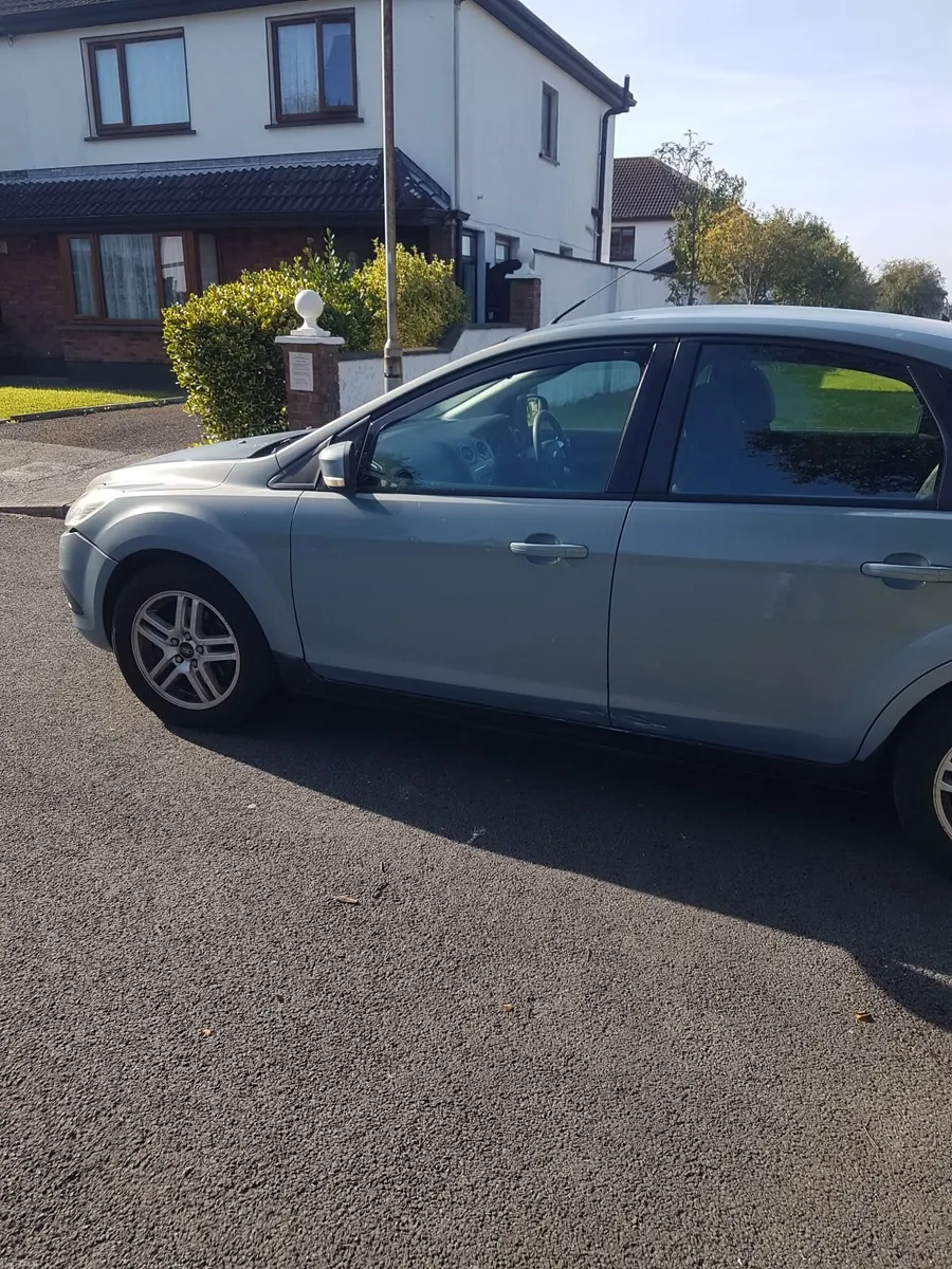 Ford Focus 2009 - Image 1