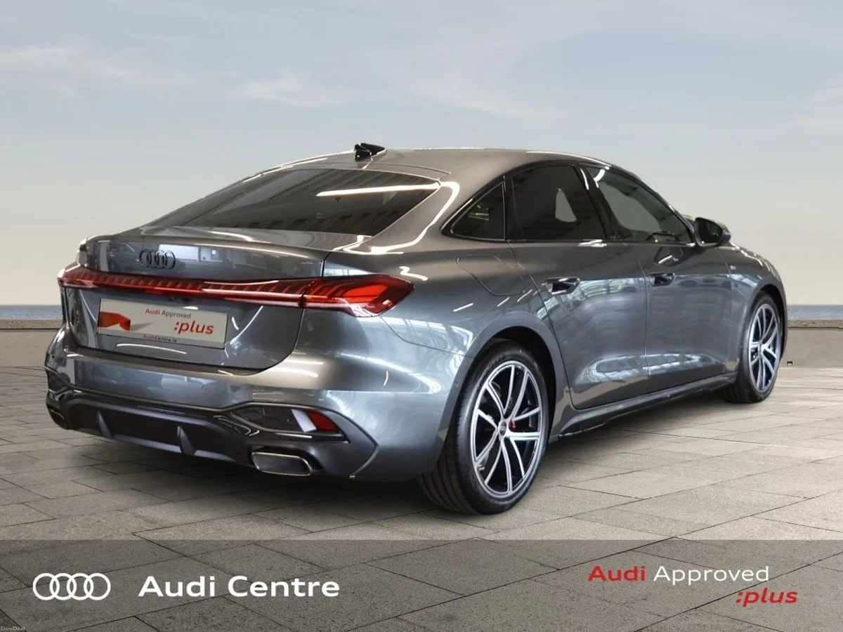 Audi A5 SAL 40 TFSI 204HP S Line - Image 3
