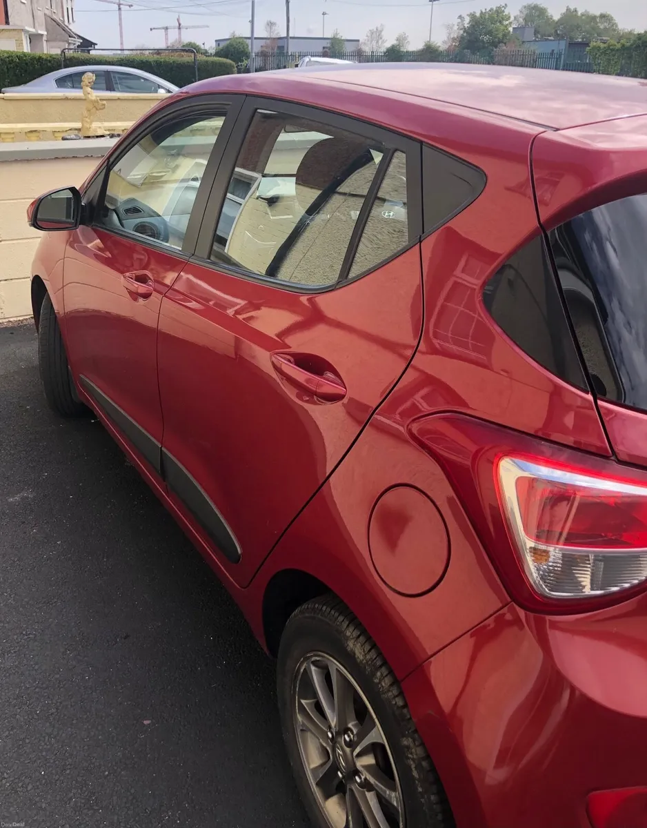 Hyundai i10 2015 - Image 2