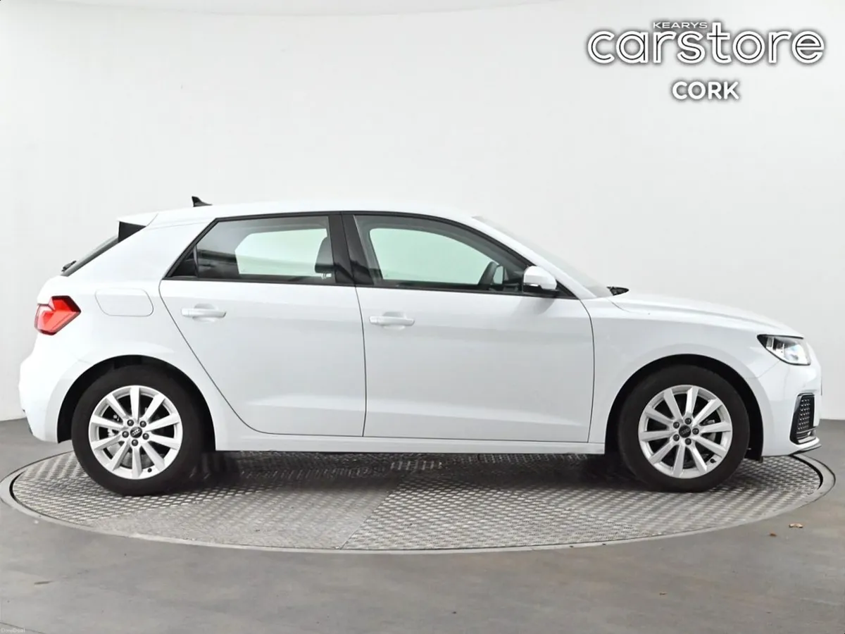 Audi A1 A1 SB 30 TFSI 116HP S-T SE - Image 2