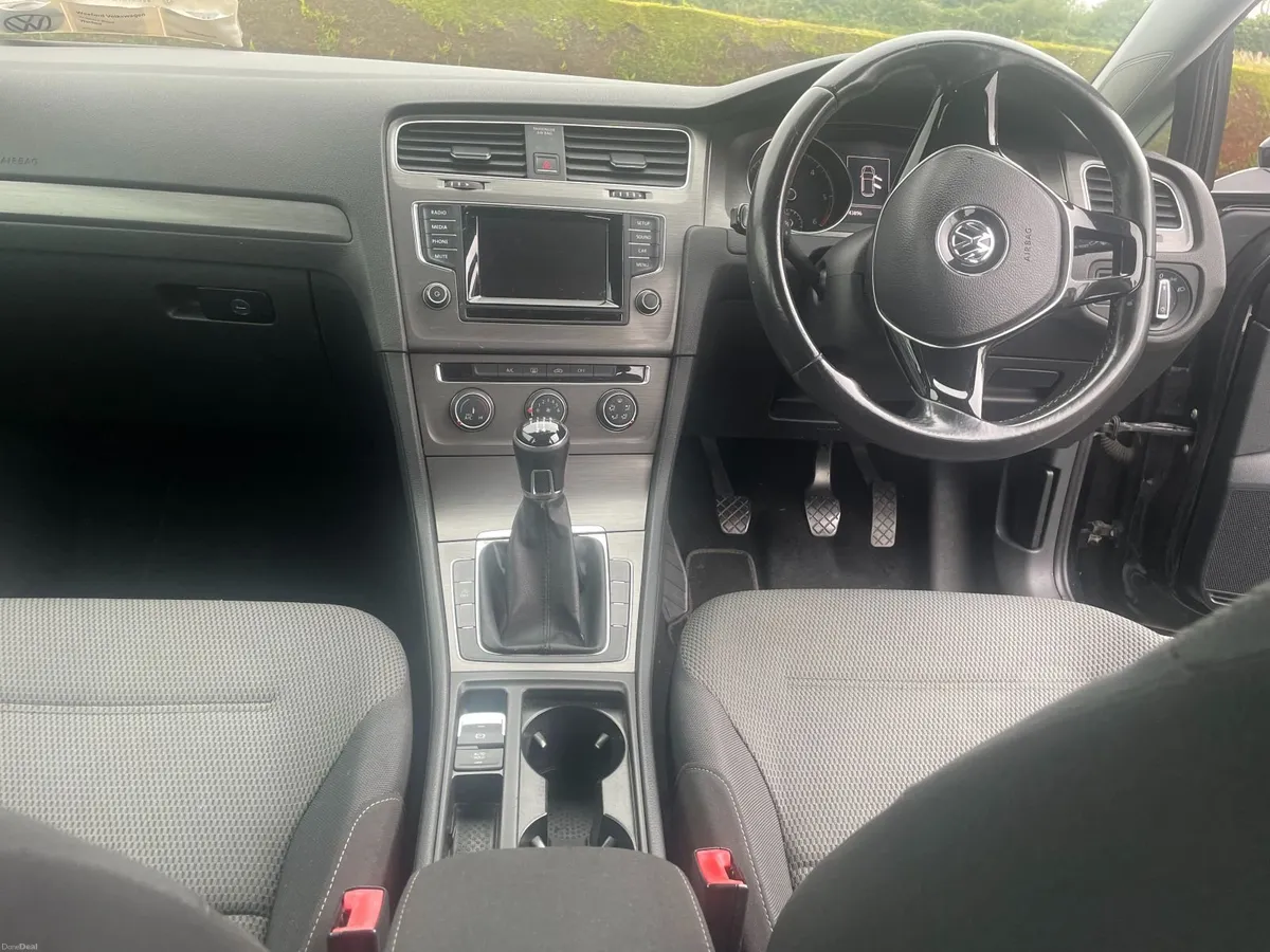 Volkswagen Golf 1.6 Diesel MK7 2013 - Image 4