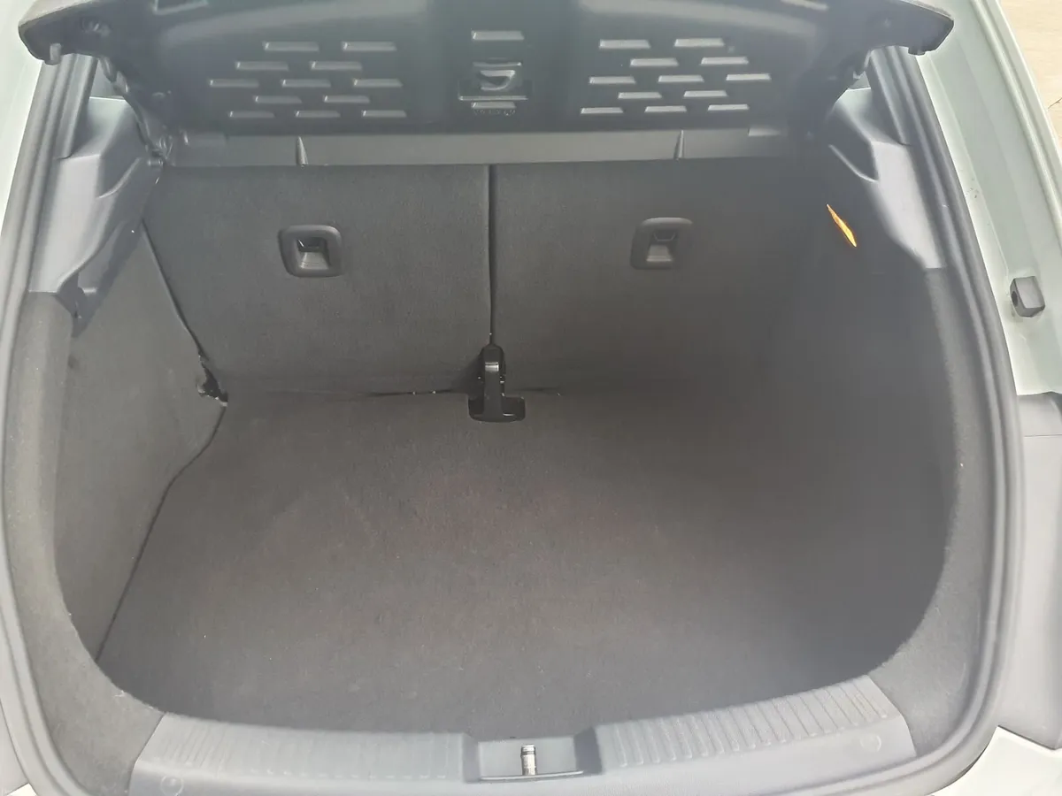 2014 VW Beetle 1.6 TDI Manual — Only 85,900 Miles - Image 6