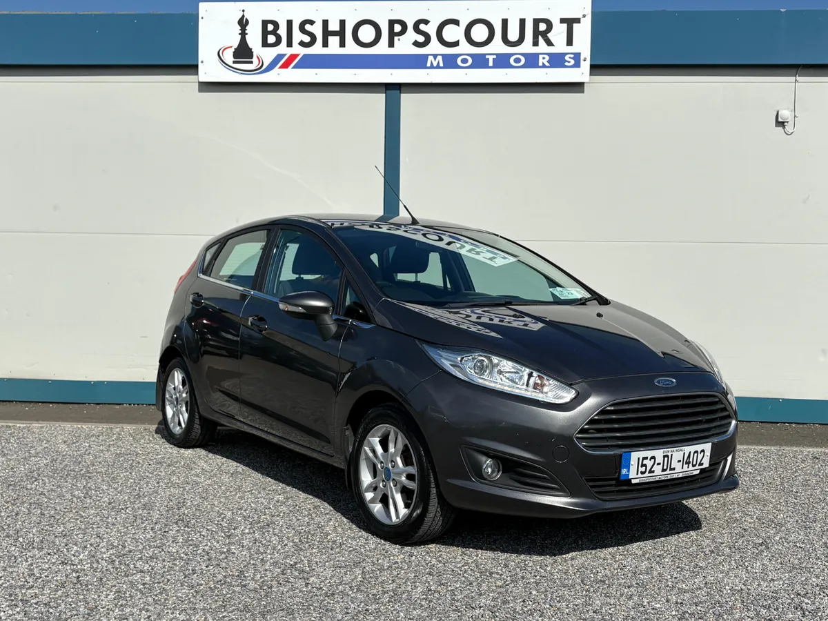 Ford Fiesta 2015 - Image 2
