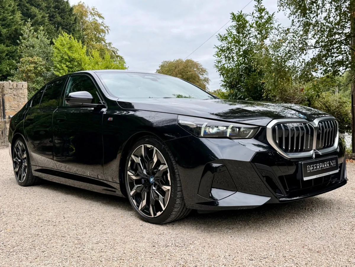 BMW 5-Series 530E M SPORT *Huge Specification...11 - Image 1