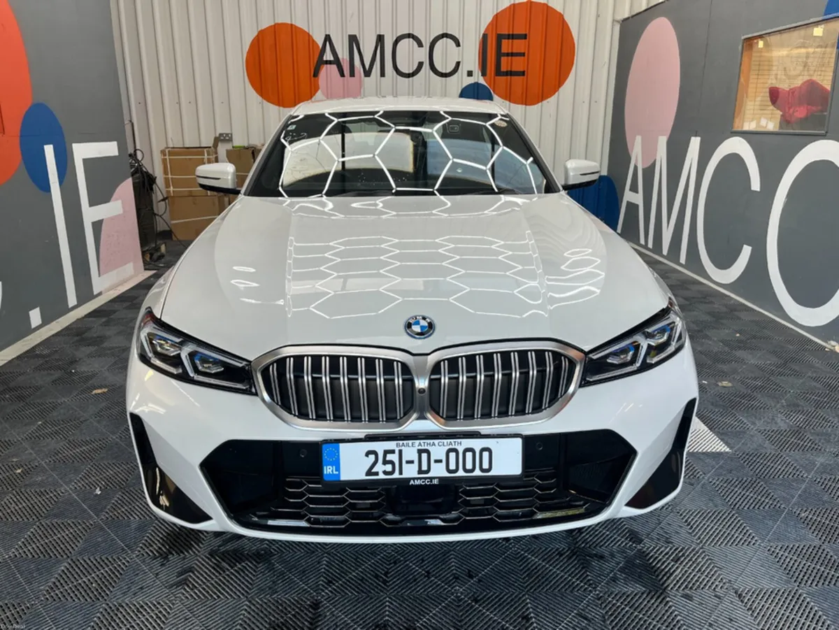 BMW 3-Series 2025 BMW 3 330e M-SPORT HIGH LINE 2.0 - Image 2