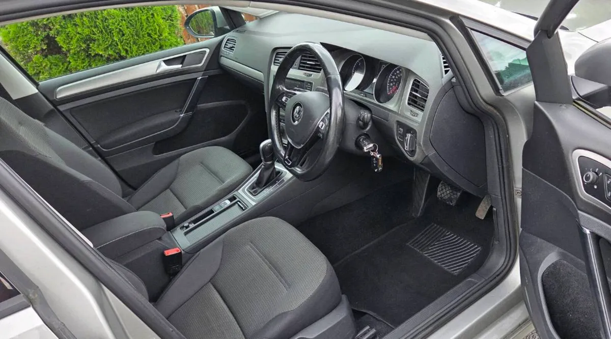 Vw Golf Auto - Image 5