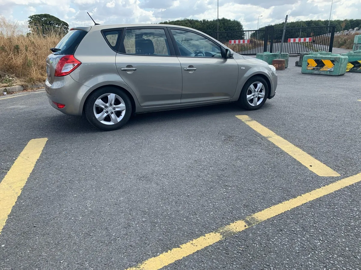 Kia Ceed eco - Image 1