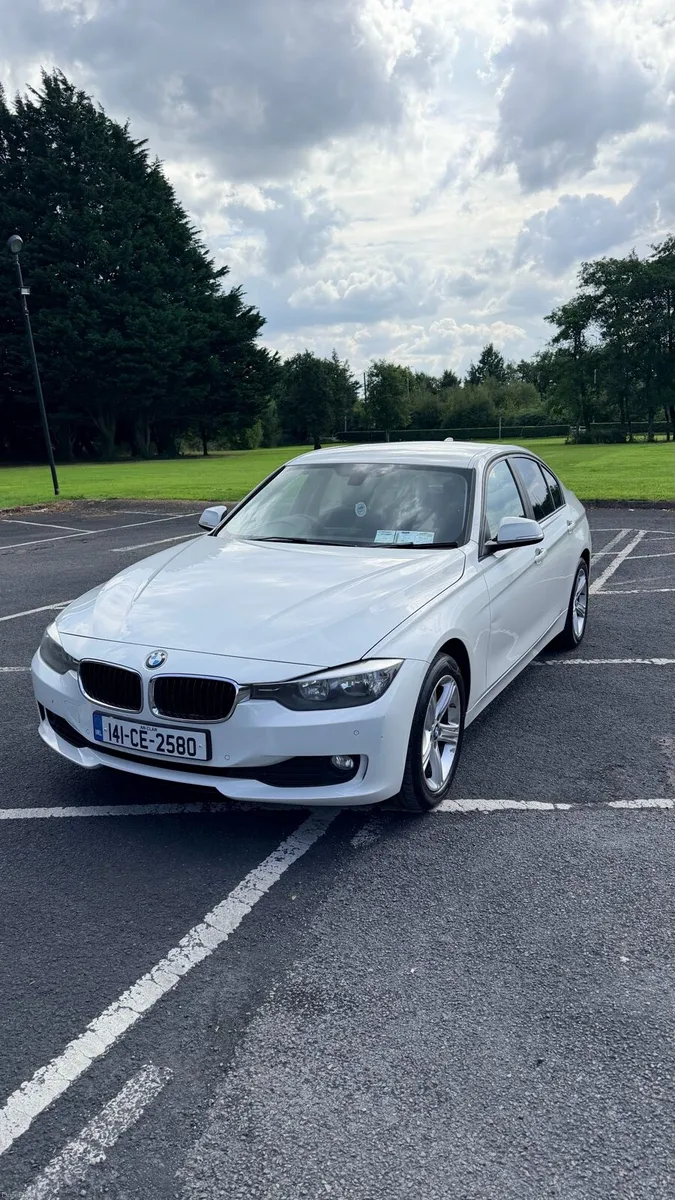 BMW 318D - Image 1