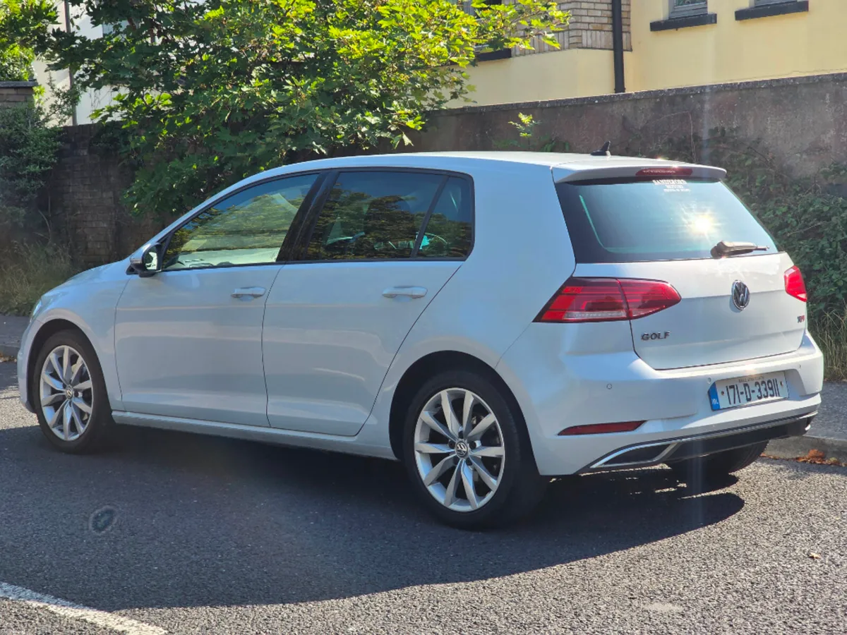 Volkswagen Golf Highline 1.6tdi 115HP - Image 4