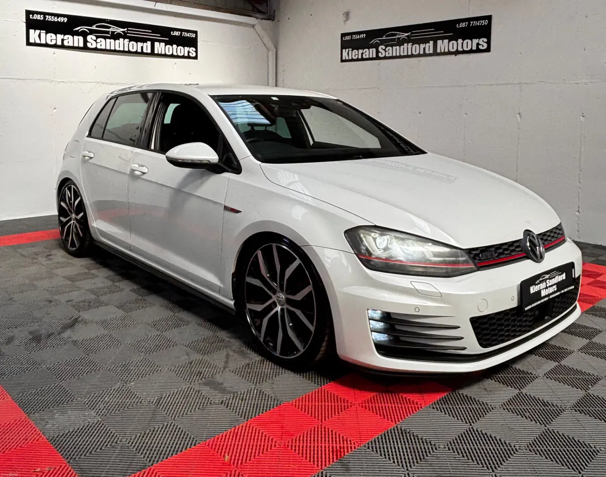 2014 VW GOLF GTI - Image 4