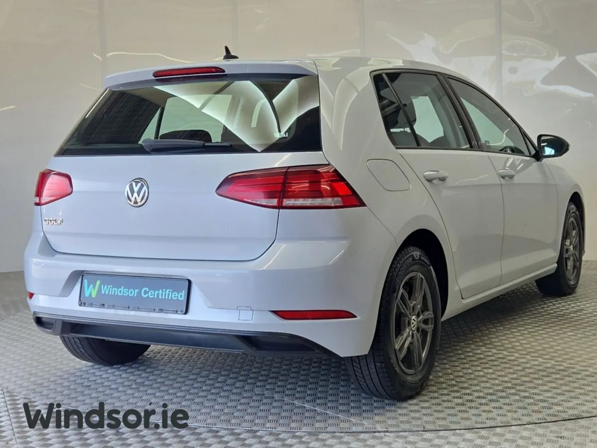 Volkswagen Golf TSI Comfortline DSG - Image 2