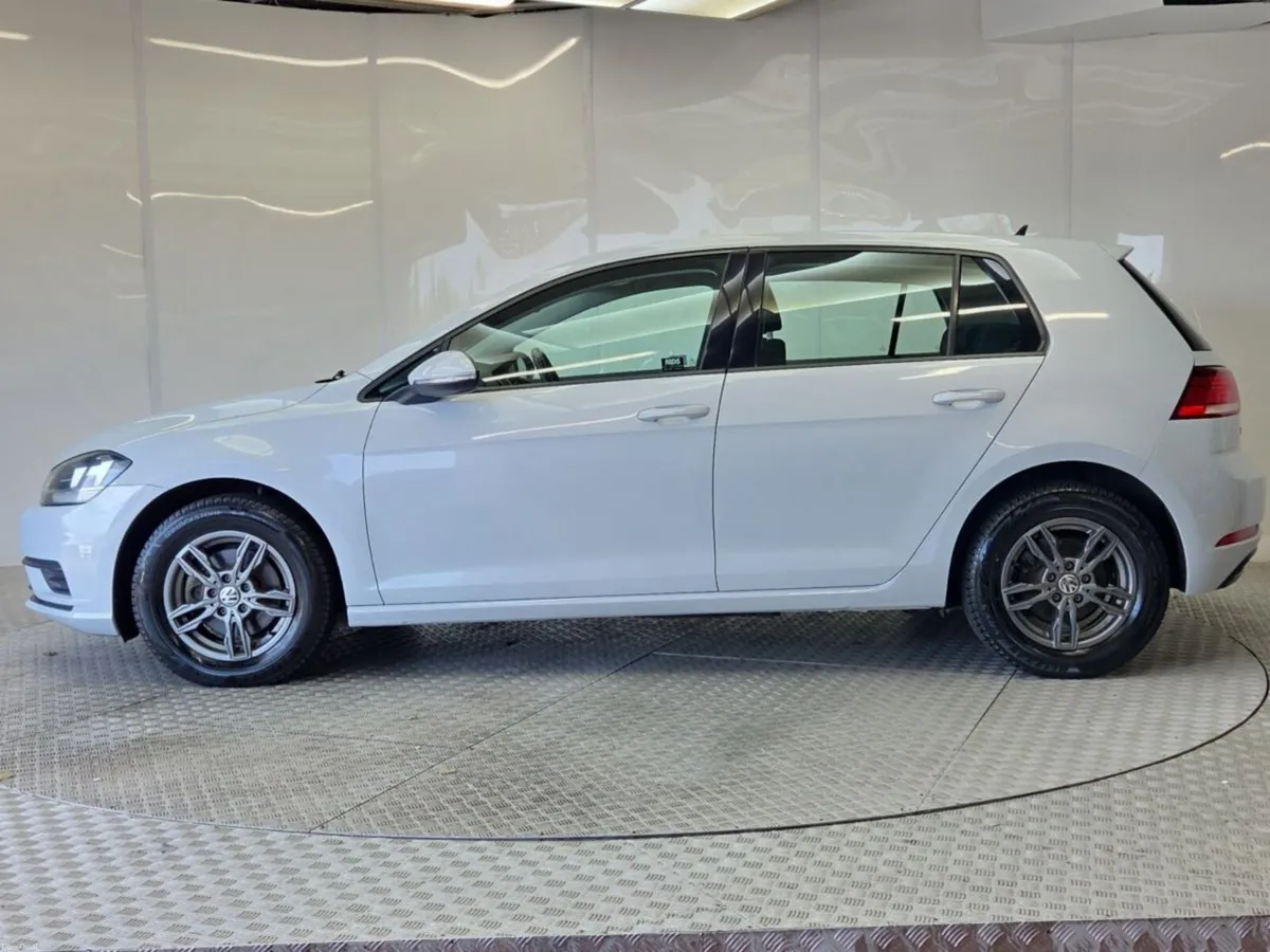 Volkswagen Golf TSI Comfortline DSG - Image 5