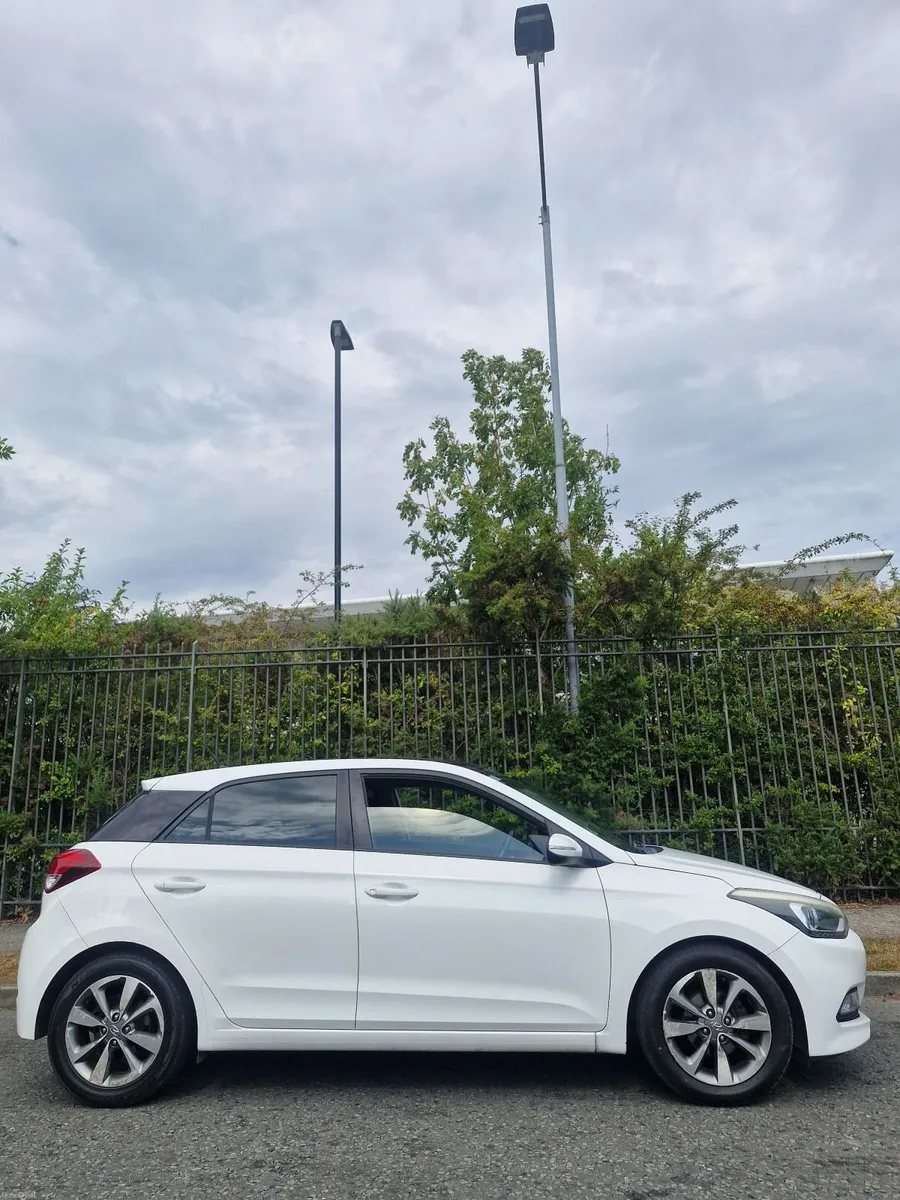 Hyundai i20 2015 1.2 Petrol, New Nct 8/27 - Image 2