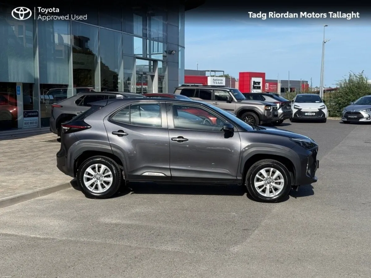 Toyota Yaris Cross LUNA 4DR AUTO - Image 3