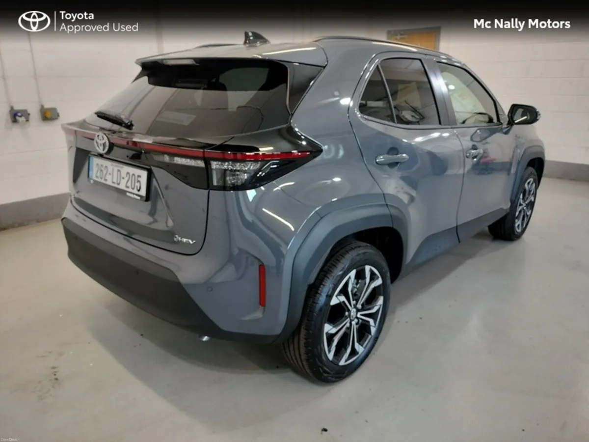 Toyota Yaris Cross 262 Lunasport Mono Demonstrator - Image 2