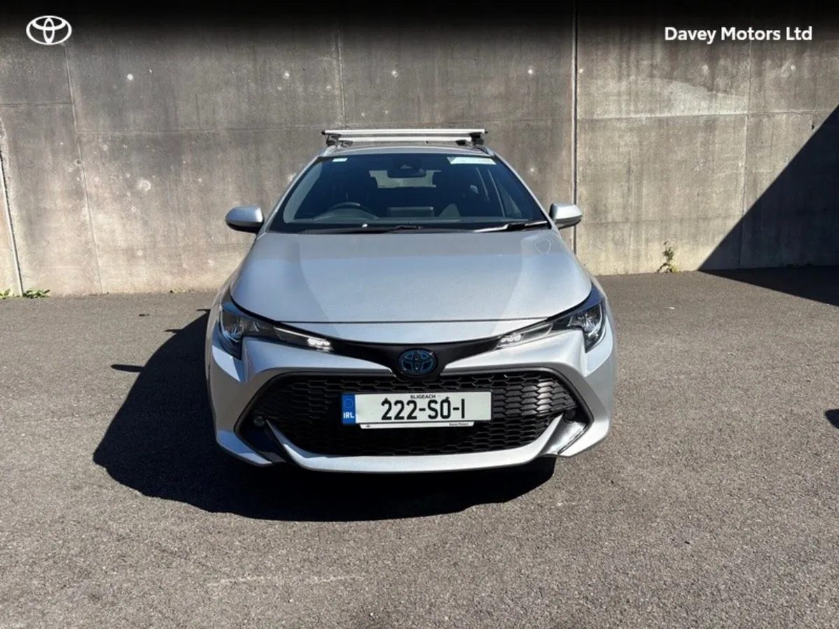 Toyota Corolla LUNA TS 4DR AUTO HYBRID - Image 2