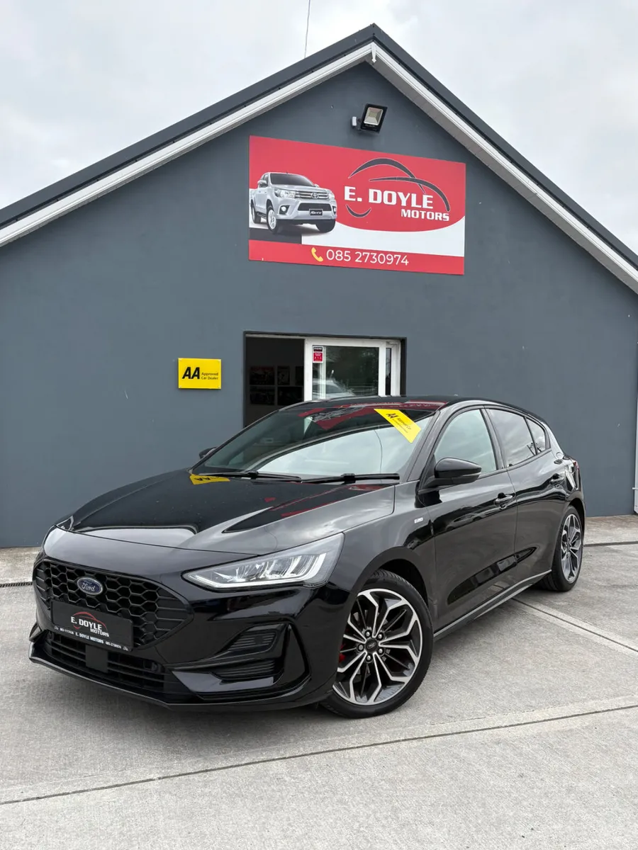 2023 Ford Focus ST-Line X auto - Image 2
