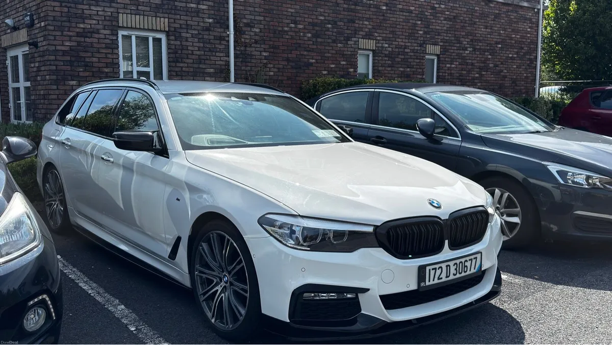 BMW 525 M Sport G31 automatic estate - Image 1