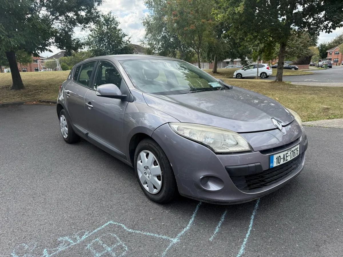 2010 Renault Megane - 1.5 Diesel - Image 1