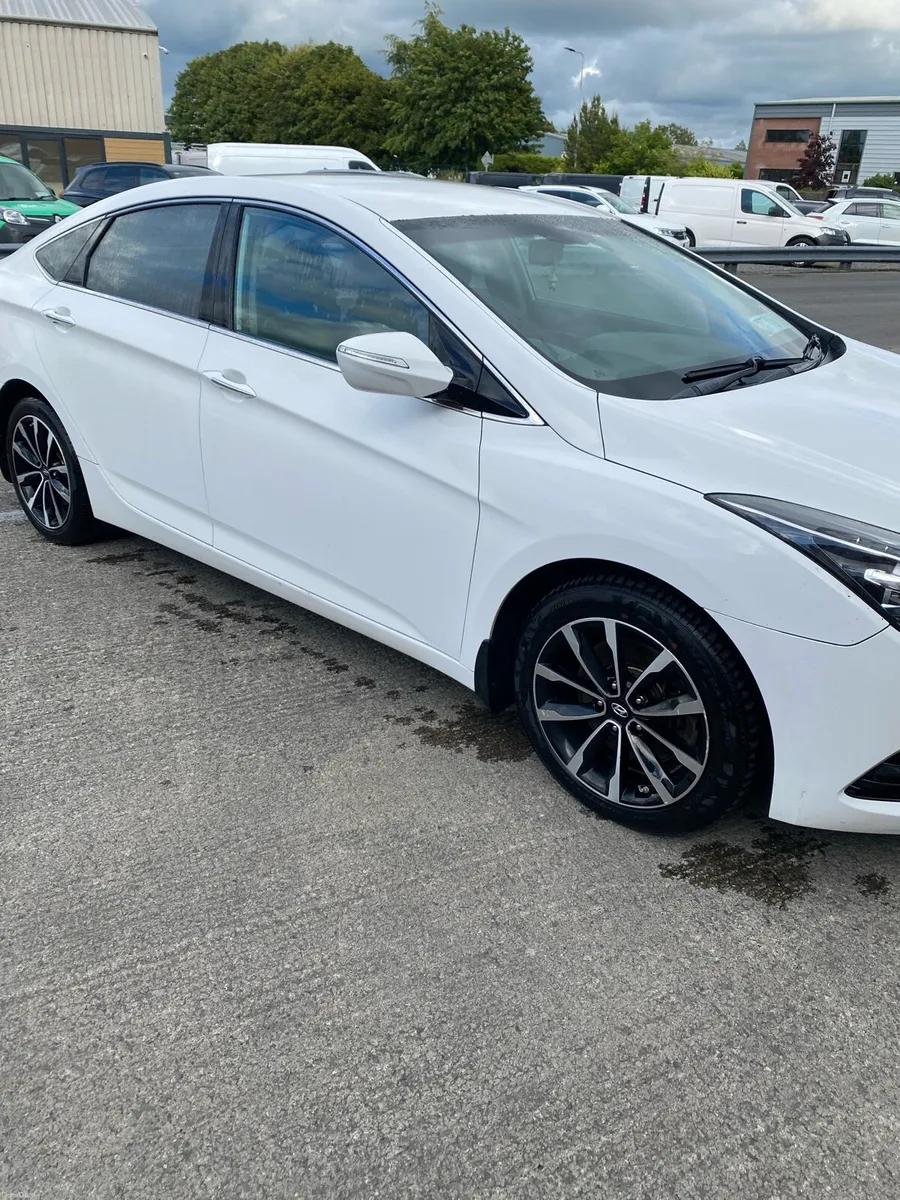 2018 Hyundai i40 1.7CRDi - Image 2