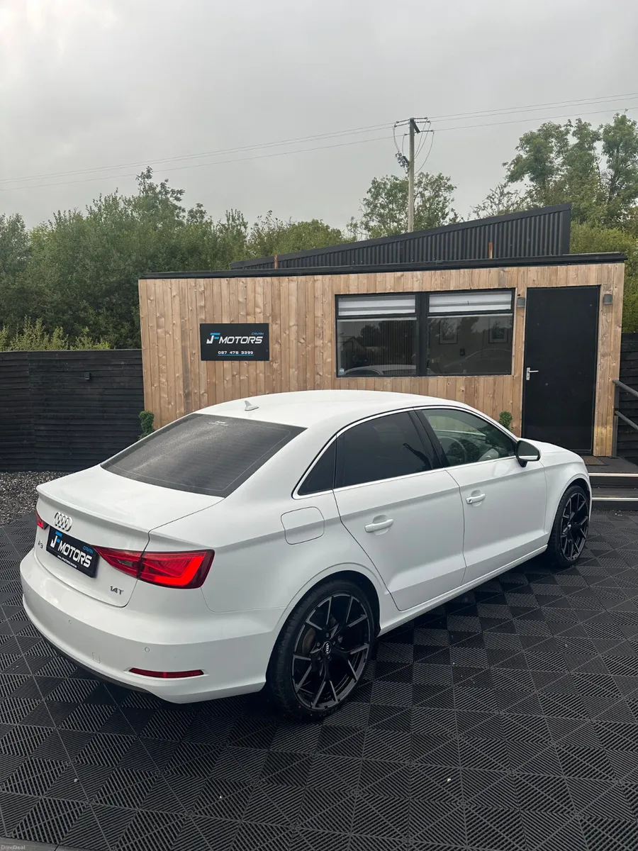 AUDI A3 SALOON 1.4 TFSI AUTO IBIS WHITE - Image 5
