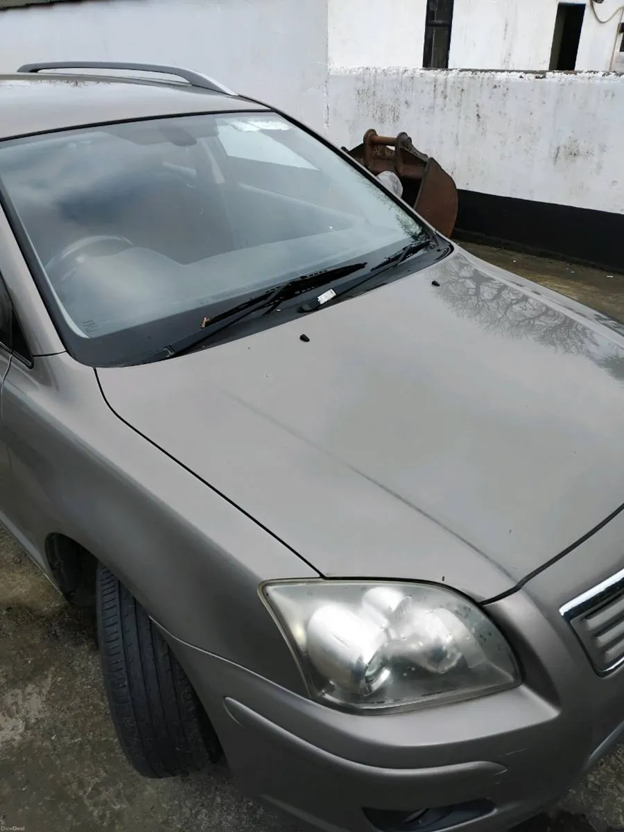 Avensis toyota - Image 4