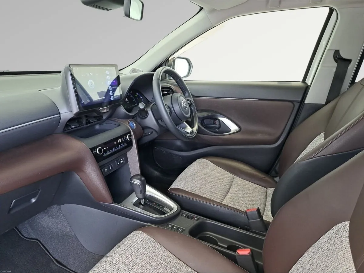 Toyota Yaris Cross Z HYBRID AUTO - Image 4