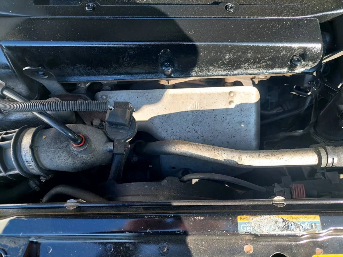 Car - Image 6