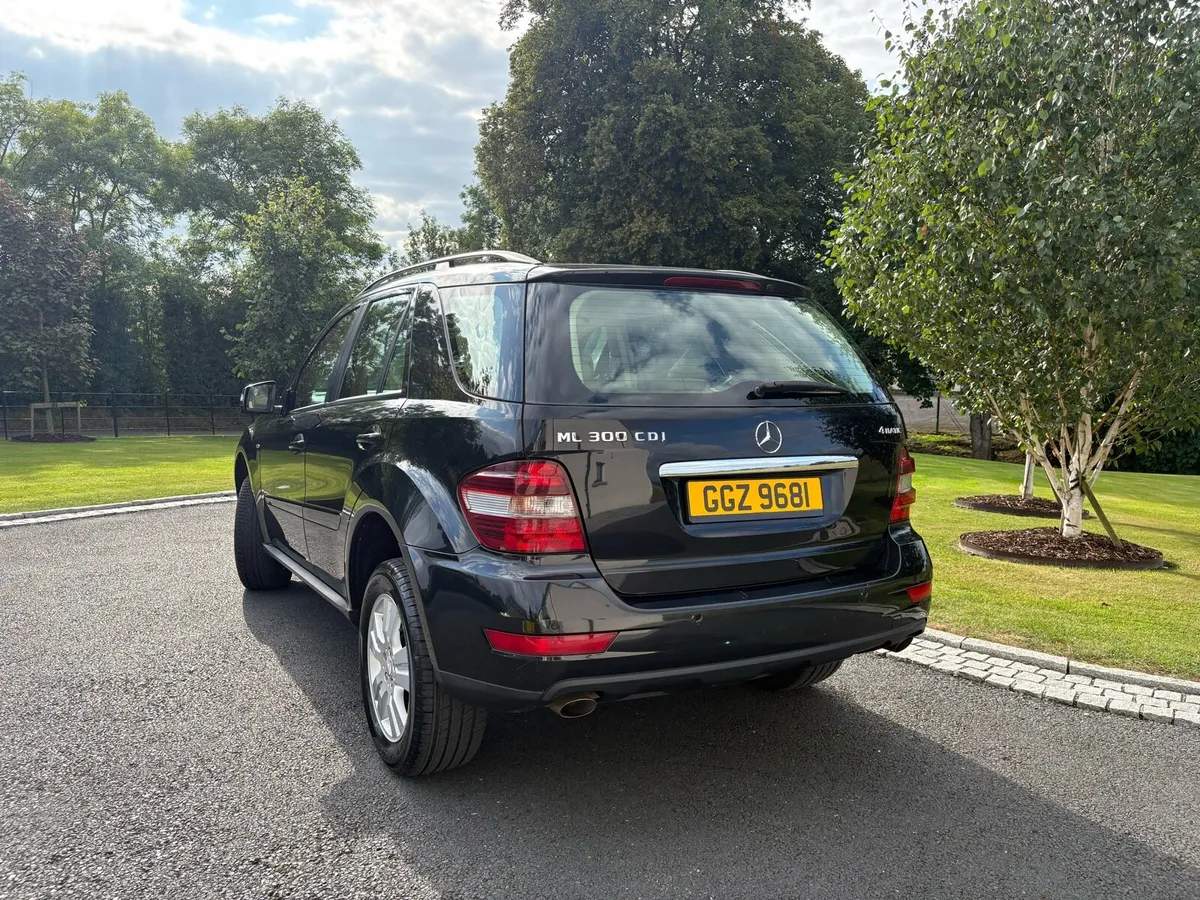 Mercedes ML300 - Image 5