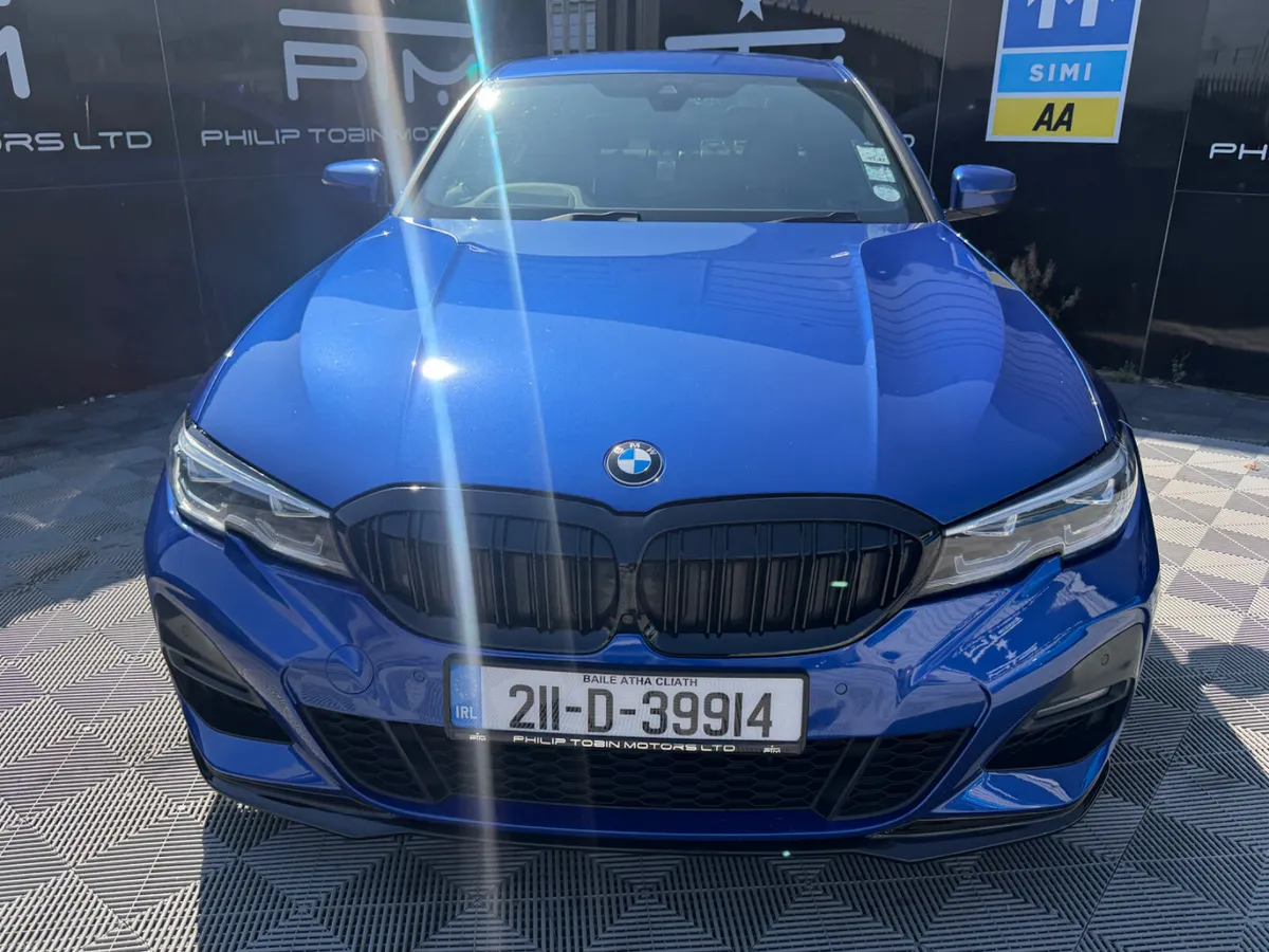 BMW 3-Series 2021 - Image 3