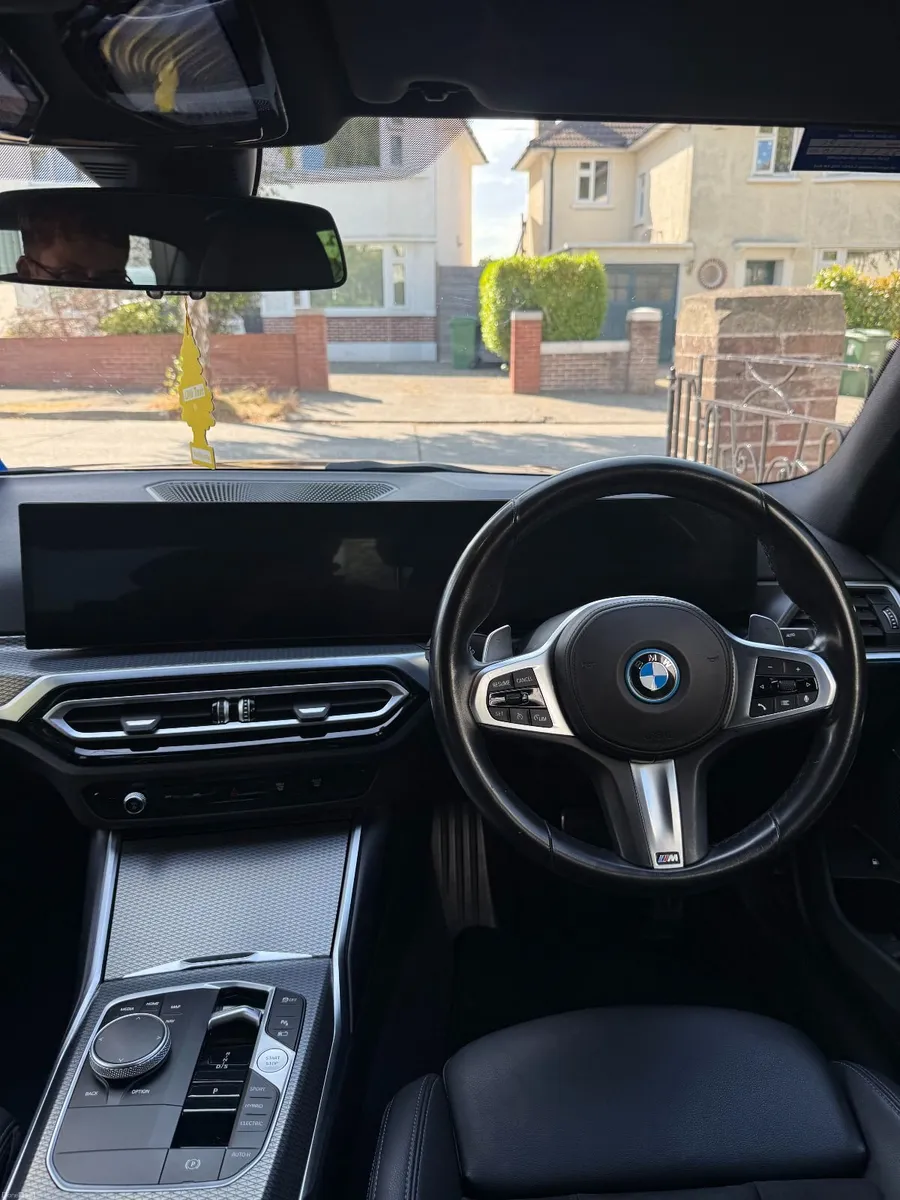 BMW 3-Series 2023 MSport - Image 5