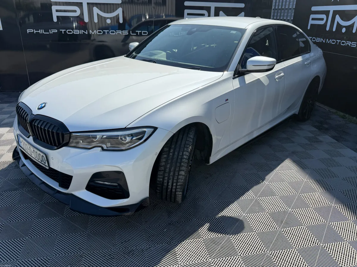 BMW 330e M Sport Pro G20 288HP Auto - Image 5