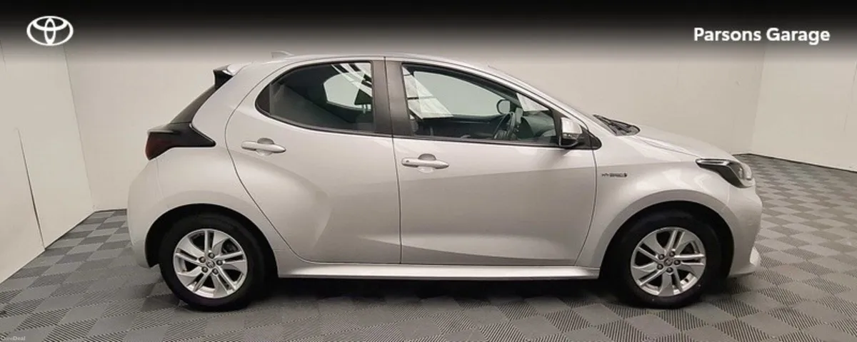 Toyota Yaris yaris hybrid luna - Image 3