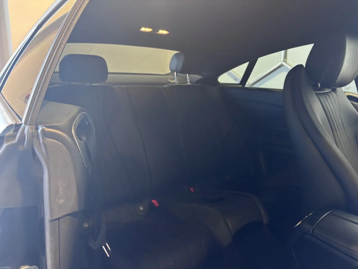 MERCEDES BENZ E CLASS COUPE DIESEL LOW KMS - Image 5