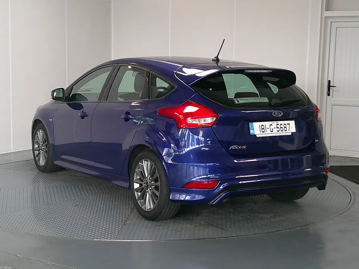 Ford Focus 2018 - Image 5