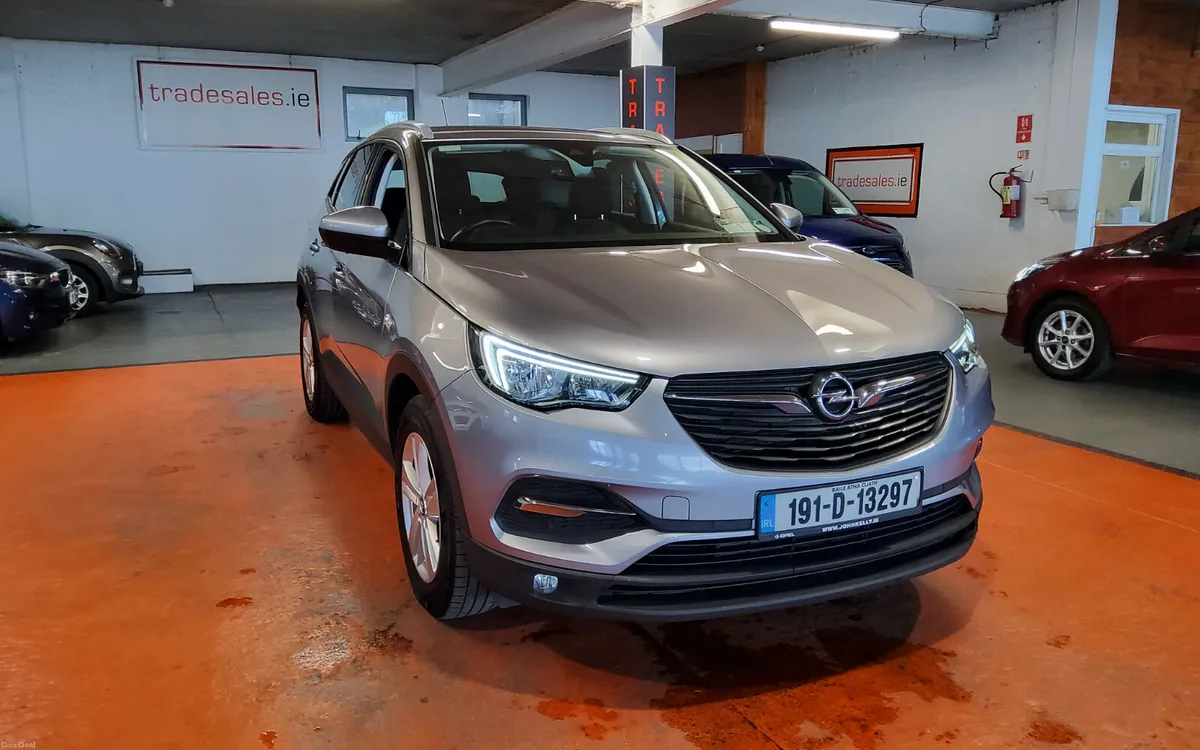 Opel Grandland X 2019 - Image 1