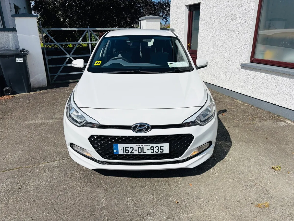 162 HYUNDAI I20 1.2 PETROL (LOW MILES) NEW NCT - Image 6