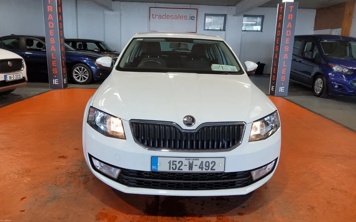 Skoda Octavia 2015 - Image 2