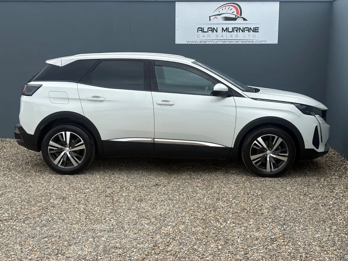 PEUGEOT 3008 ALLURE MODEL 2021* LOW MILES* - Image 6