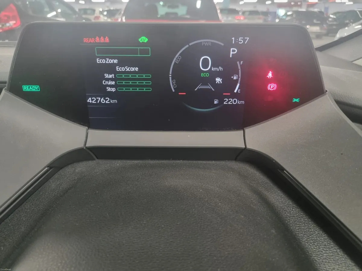Toyota Prius 2023 Hybrid - Image 4