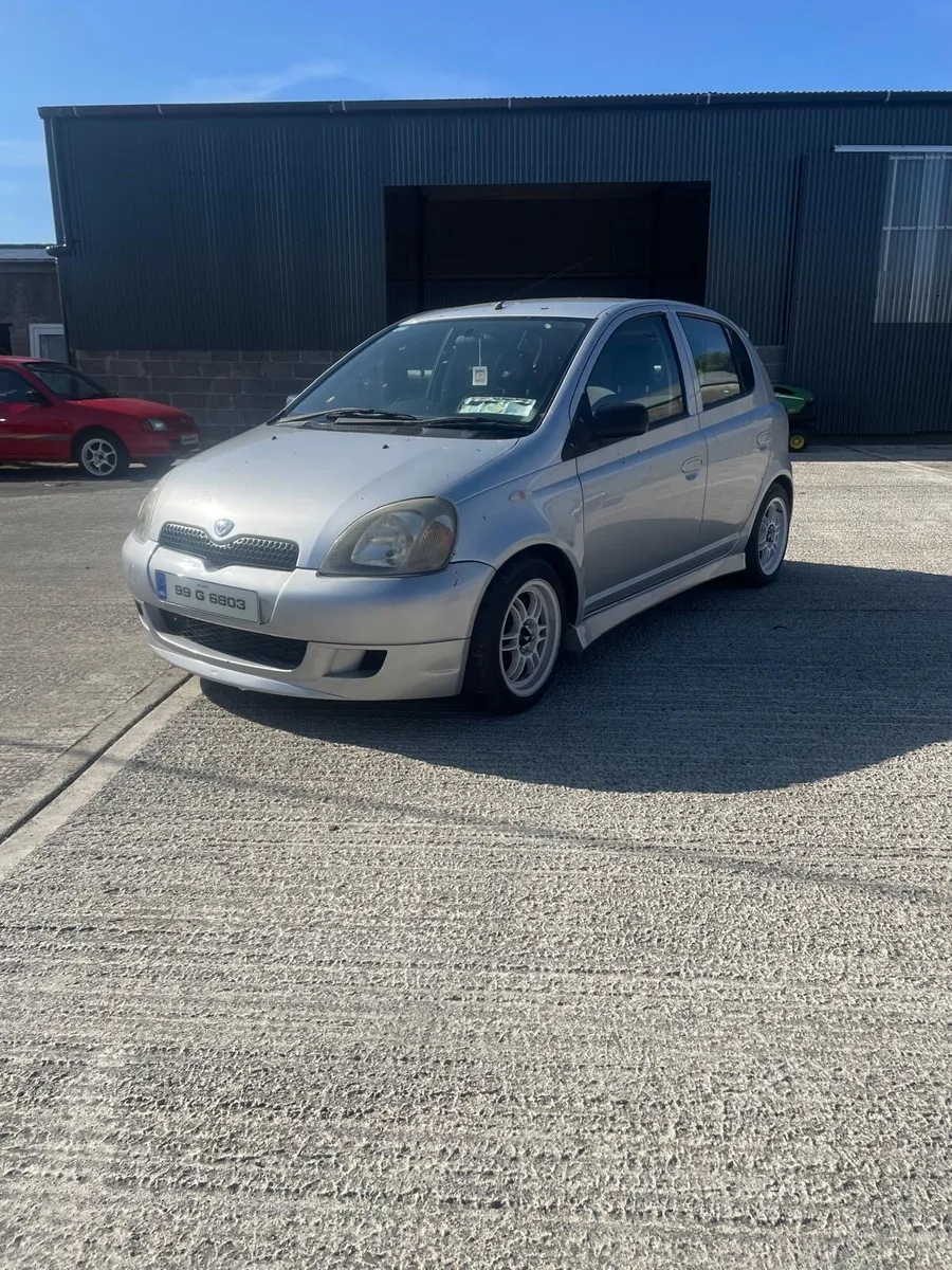 Toyota Yaris - Image 6