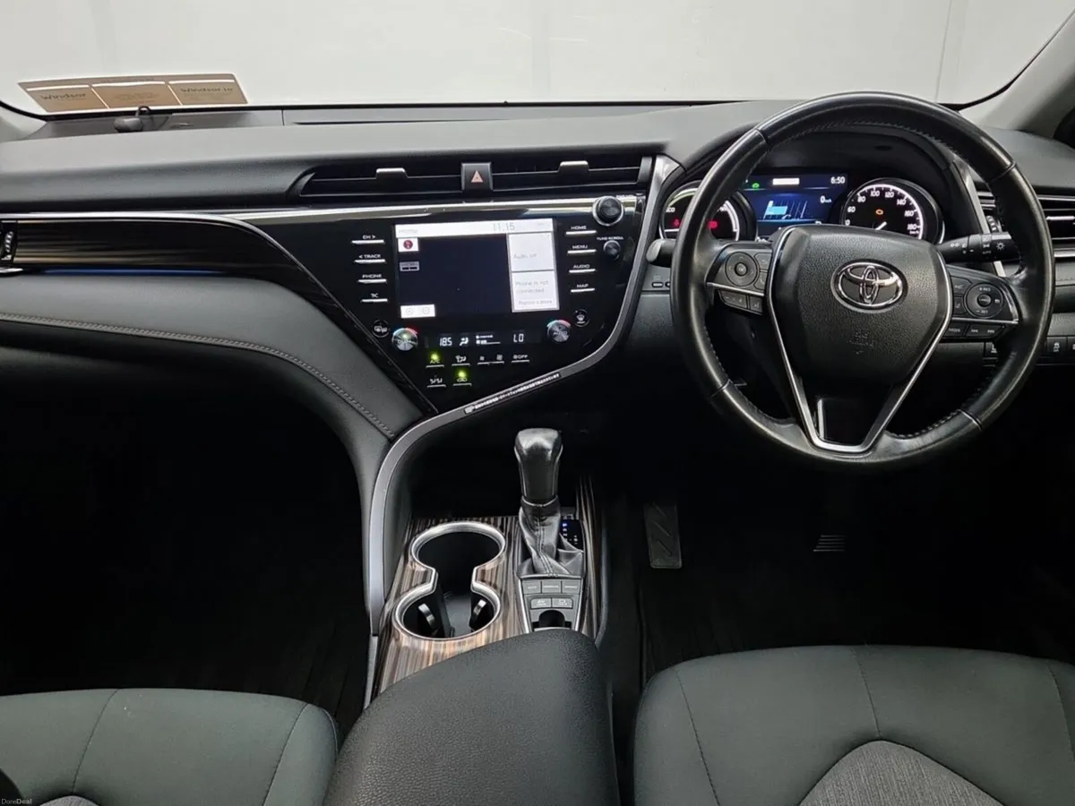Toyota Camry 2.5 Hybrid G Model - Image 3