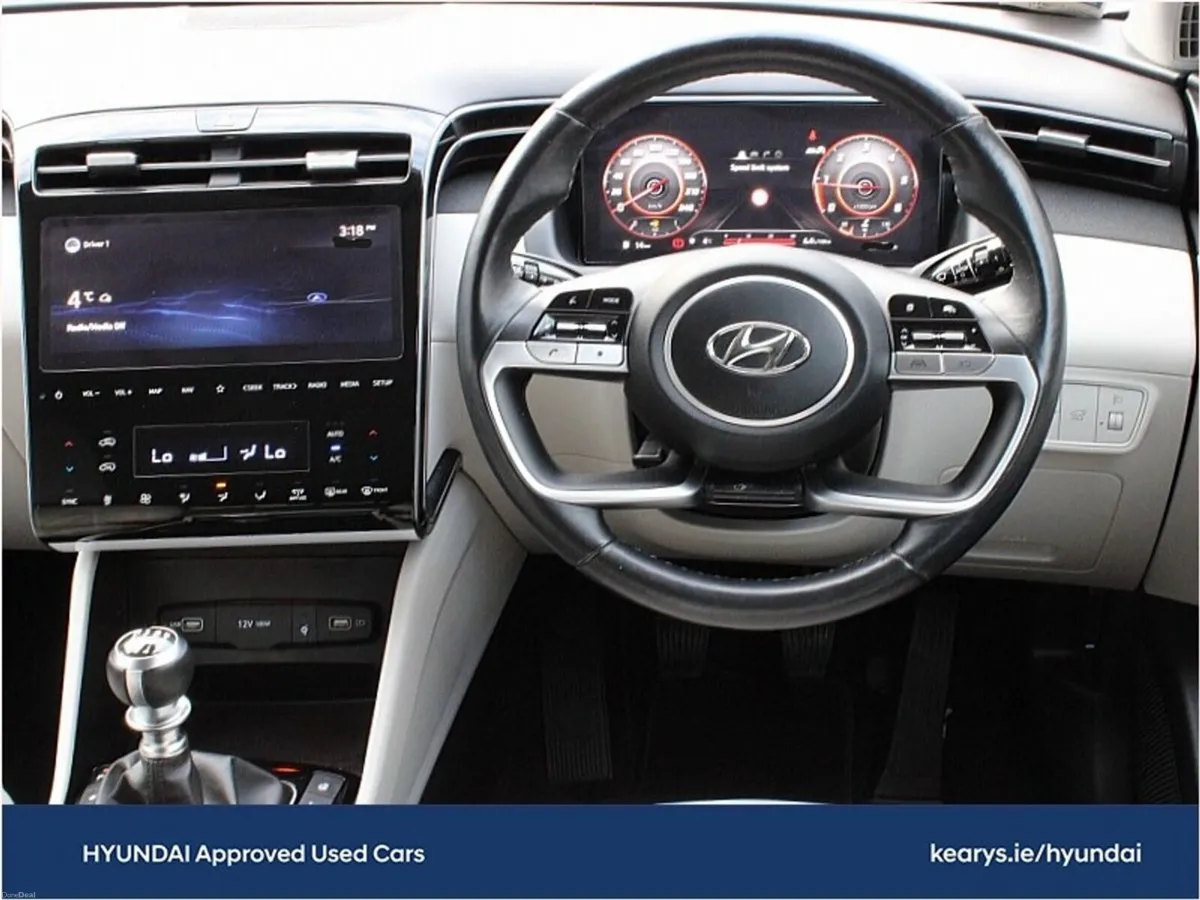 Hyundai Tucson 2WD Executive Plus - Image 4