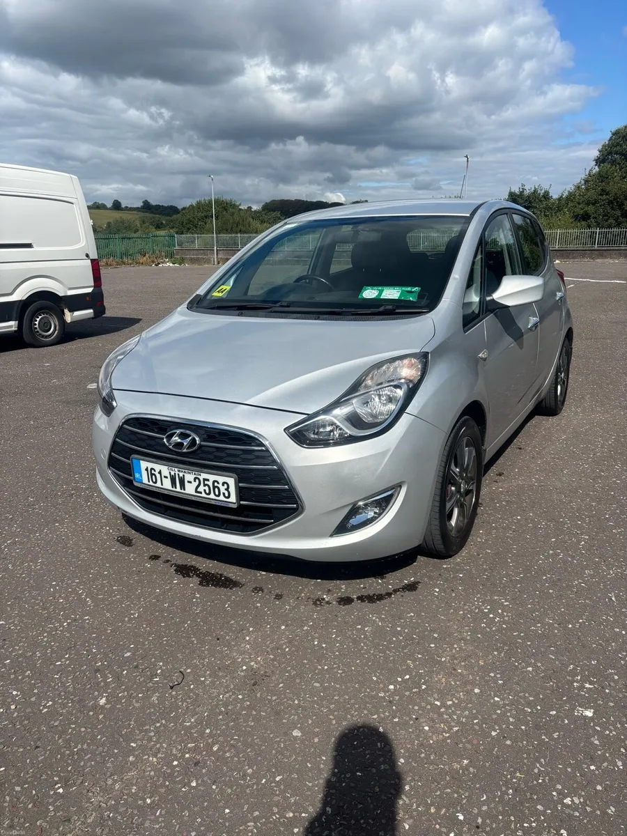 Hyundai ix20 automatic - Image 1